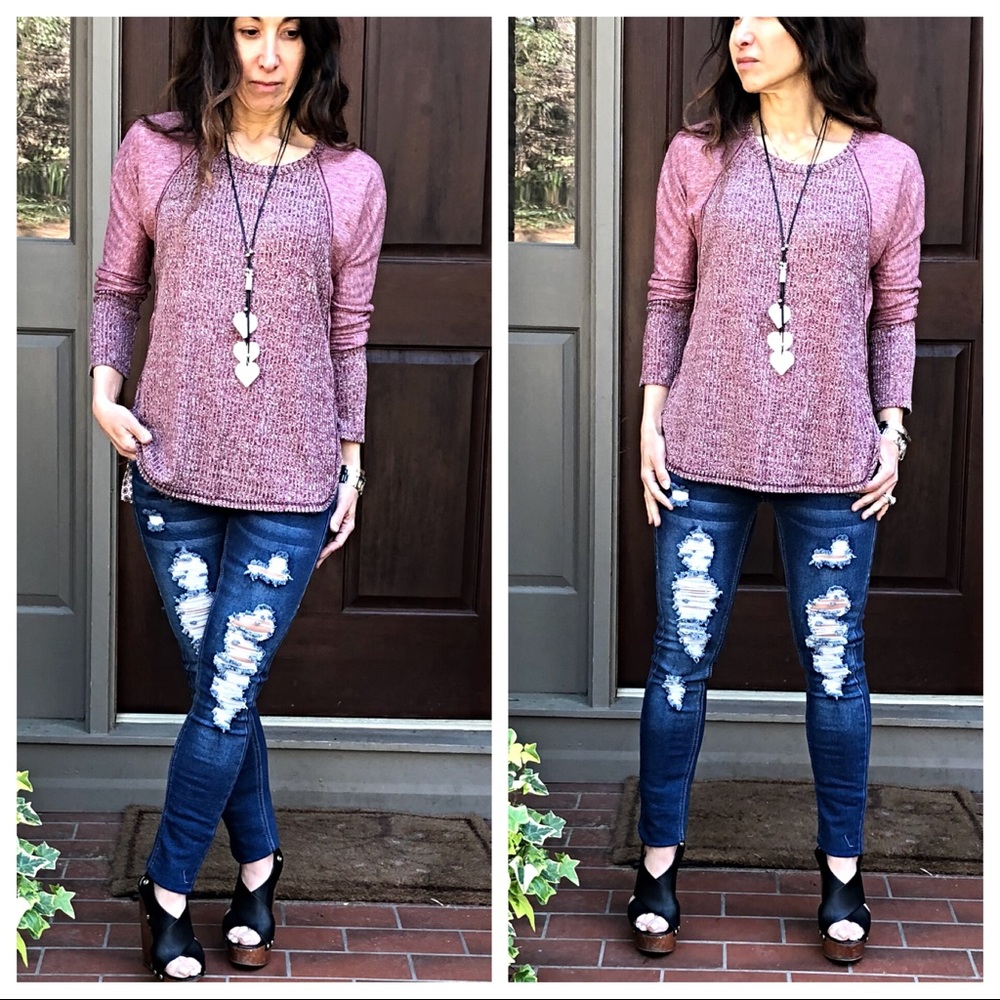 ✨LAST ONE ✨Burgundy ribbed floral back top - Picture 3 of 7